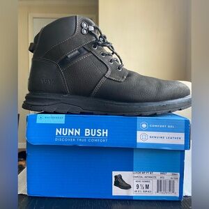 Nunn Bush Waterproof Boots Men’s 9.5 Luxor Plain Toe Chukka in Charcoal